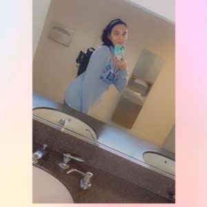 Meet your Posher, Andie